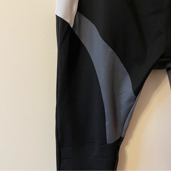 MTA Sport Multi-Tone Athletic Leggings - Picture 8 of 9